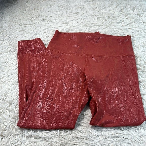 Lululemon Wunder Under High-Rise Tight 28" *Shine Acclimatize Soft Cranberry Pin - Picture 1 of 8